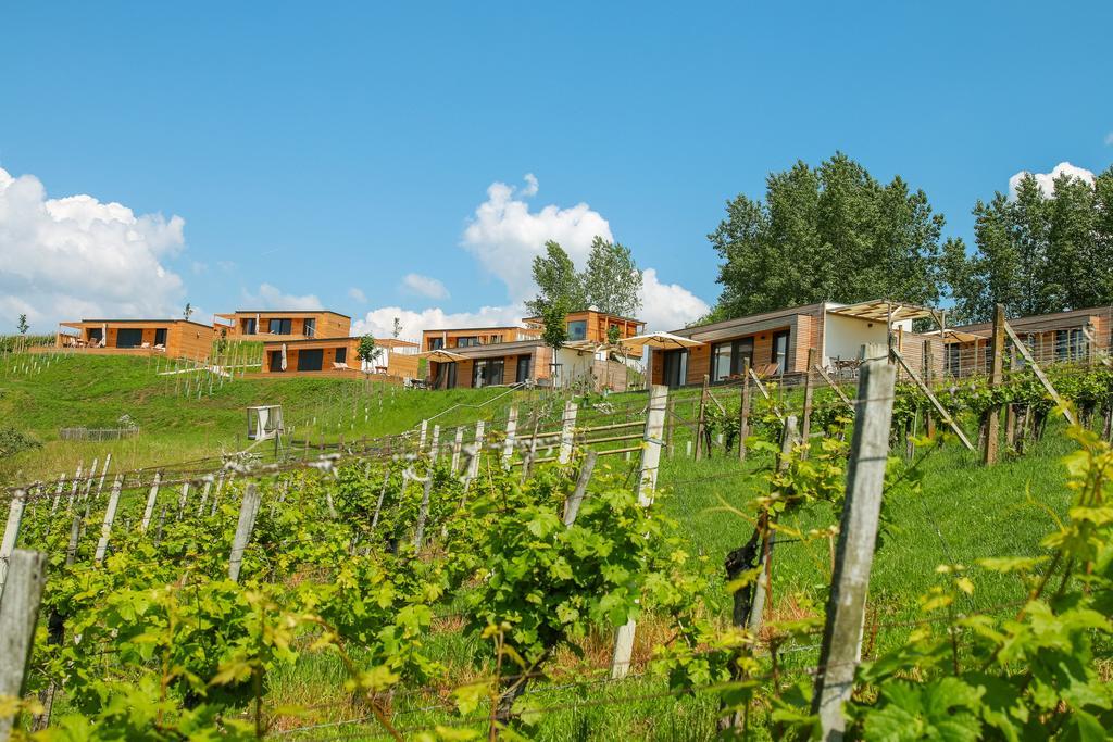 Weingarten-Resort Unterlamm Loipersdorf - Adults Only Kültér fotó
