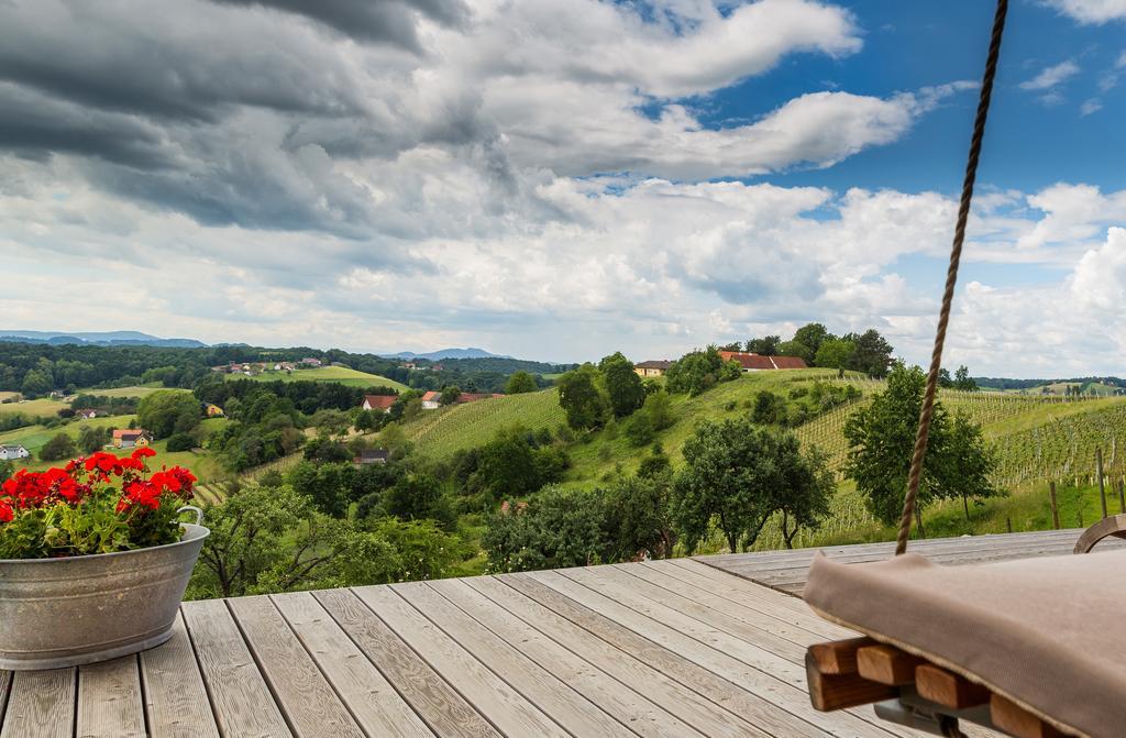 Weingarten-Resort Unterlamm Loipersdorf - Adults Only Kültér fotó