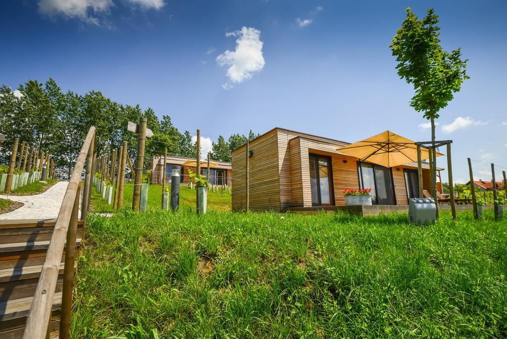 Weingarten-Resort Unterlamm Loipersdorf - Adults Only Kültér fotó